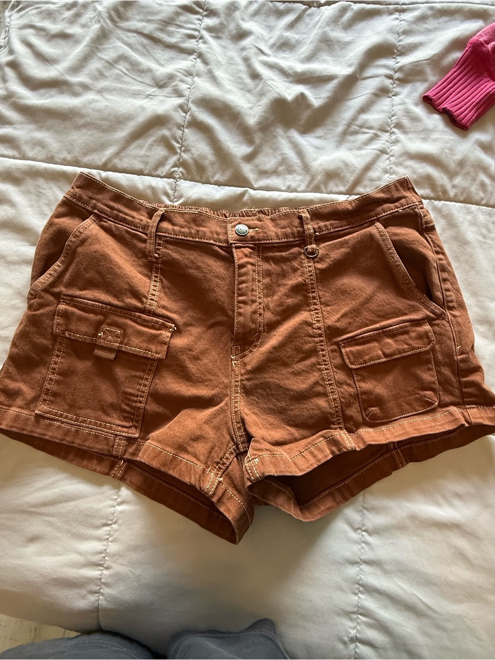 Wild Fable brown cargo shorts - Picture 2 of 5